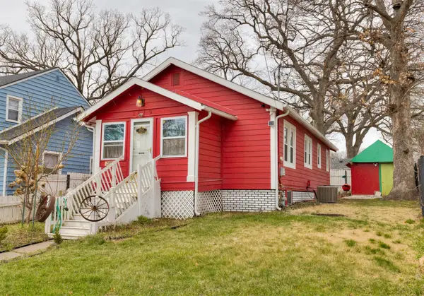 2619 Prospect Road, Des Moines, IA 50310