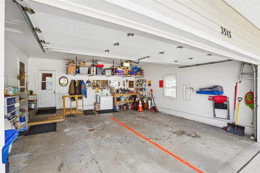 3515 Truber Place, Des Moines, IA 50315 - #2