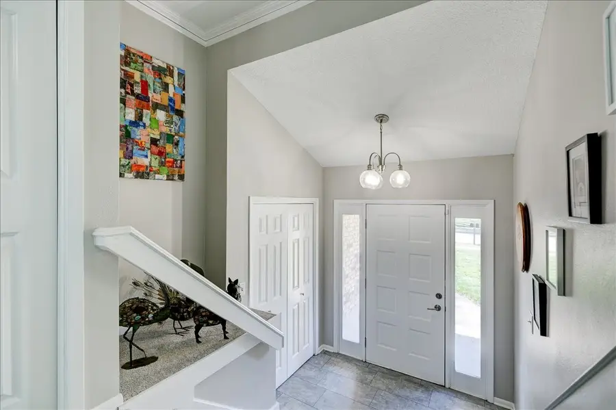 10165 Lincoln Avenue, Clive, IA 50325 - #3