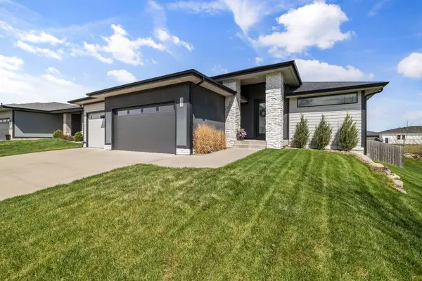 605 Daybreak Drive, Waukee, IA 50263