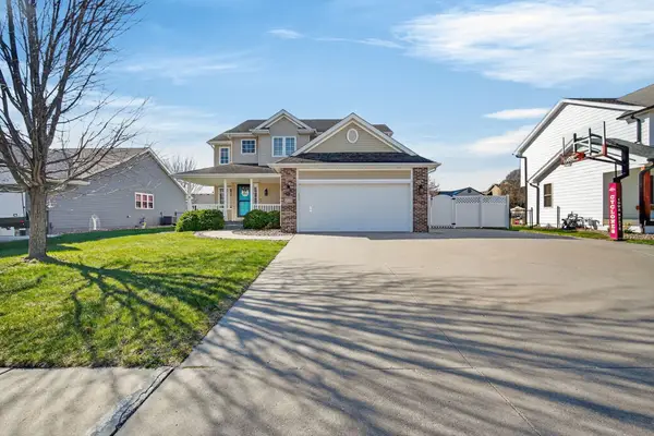 409 4th Street Nw, Bondurant, IA 50035