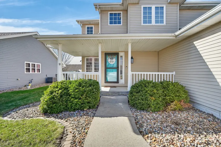 409 4th Street Nw, Bondurant, IA 50035 - #3