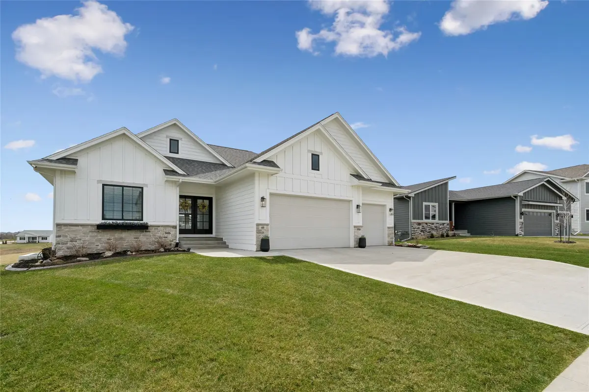 40 NW Valleyview Drive, Waukee, IA 50263 - #1