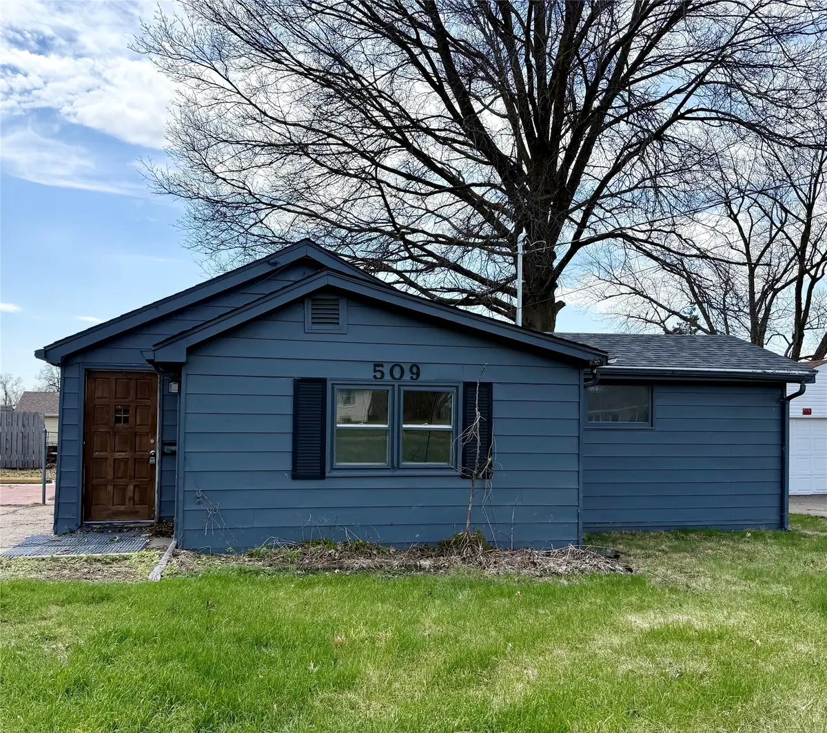 509 E Thornton Avenue, Des Moines, IA 50315 - #1