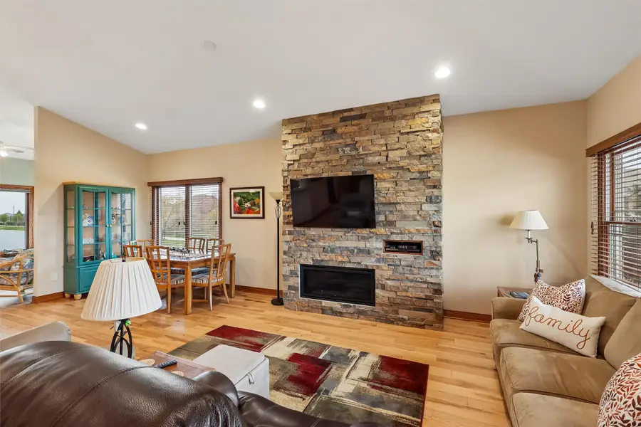 420 NE Cardinal Lane, Waukee, IA 50263 - #3