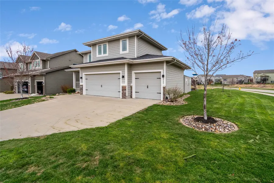 195 Dunham Drive, Waukee, IA 50263 - #2