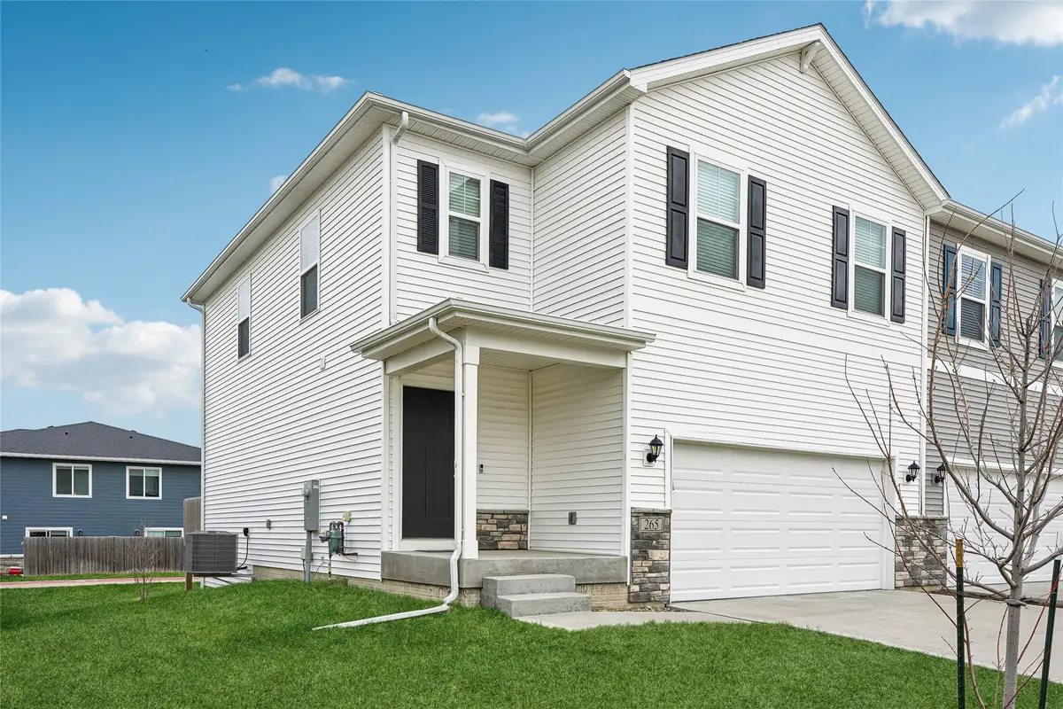 265 NW Charlestown Lane, Waukee, IA 50263 - #1