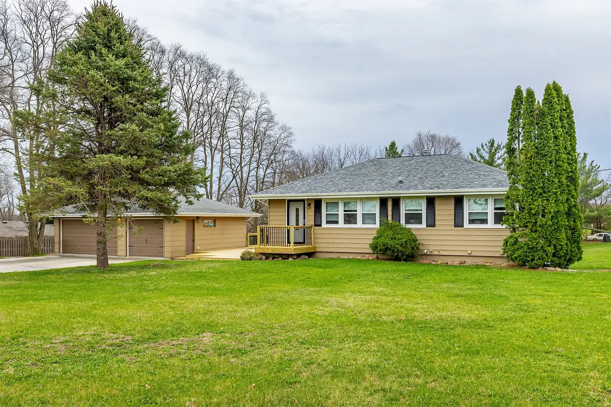 9376 Blue Street, Norwalk, IA 50211 - #1