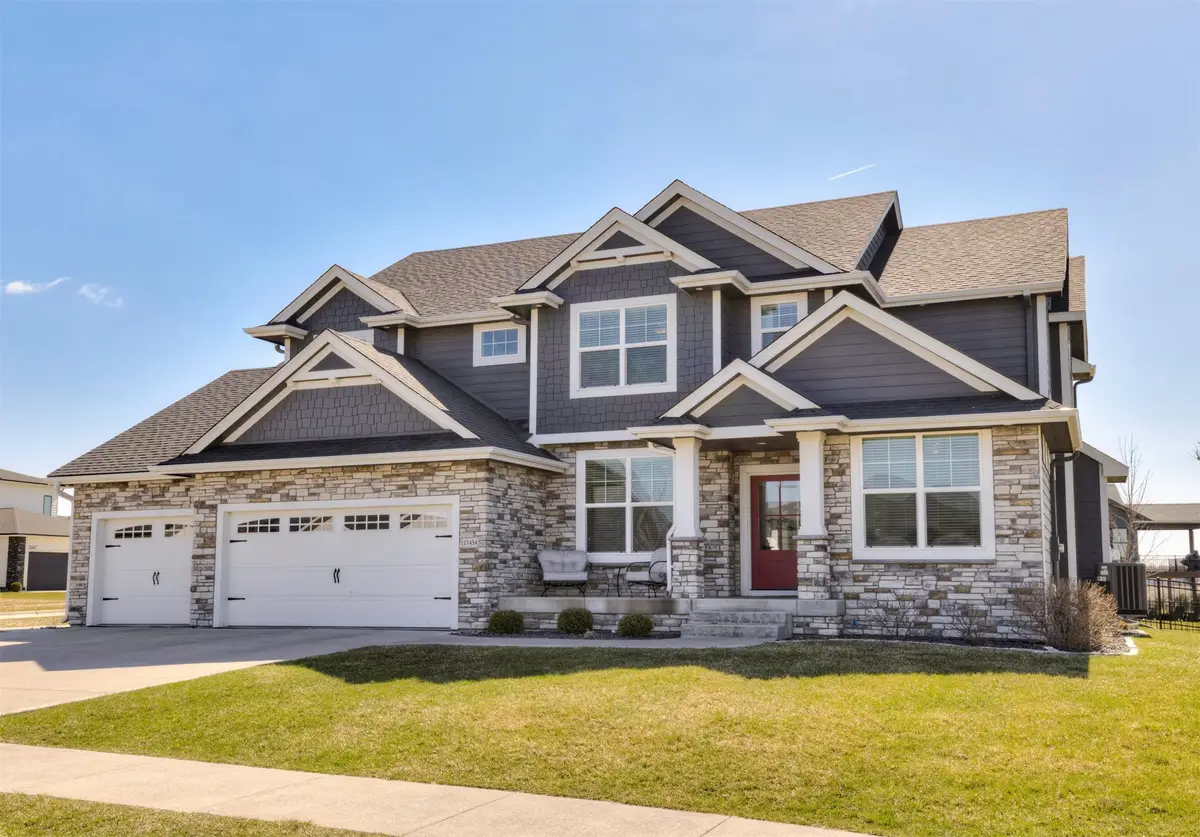 17454 Aurora Drive, Clive, IA 50325 - #1