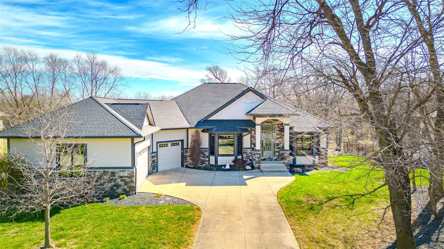 6713 Augustine Court, Johnston, IA 50131 - #2