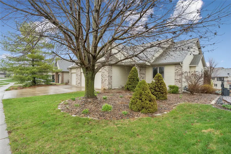 1205 NW Boulder Brook Drive, Ankeny, IA 50023 - #2