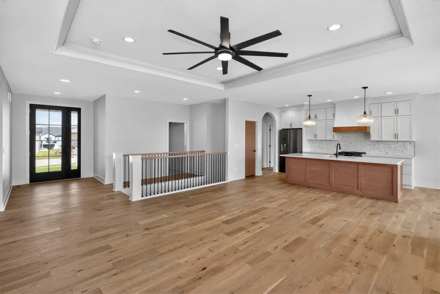 18048 Tanglewood Drive, Clive, IA 50325 - #3