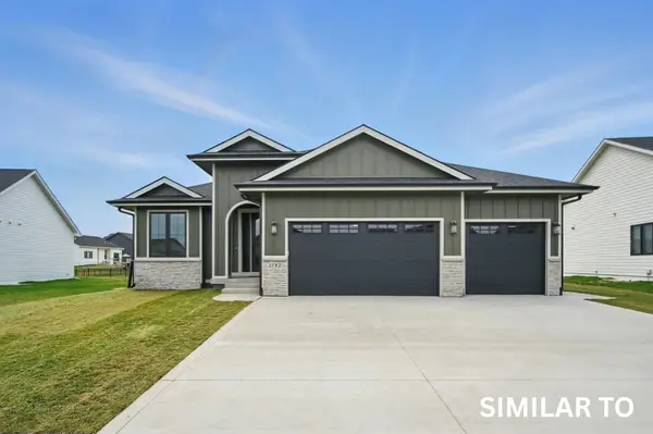 1713 Summit Circle Ne, Bondurant, IA 50035