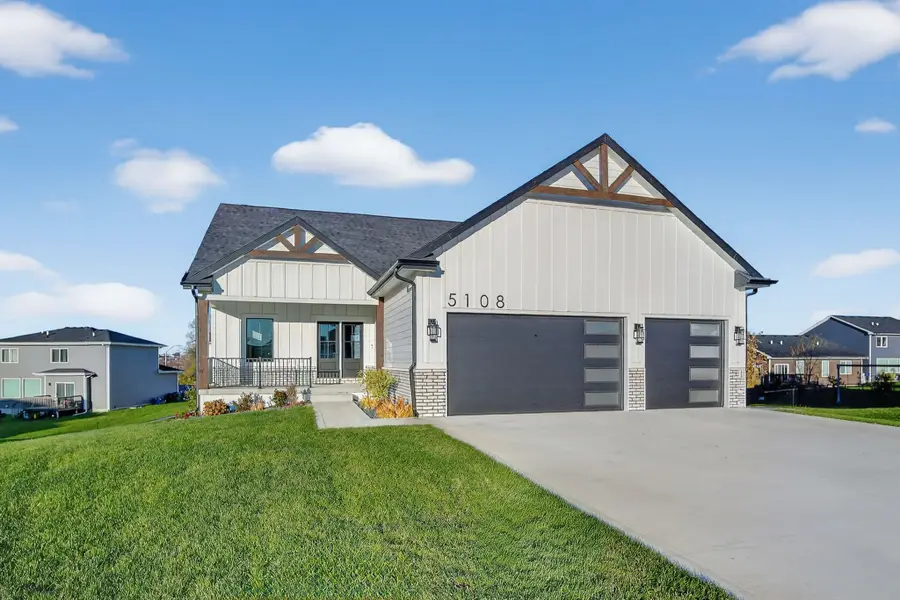 5108 154th Circle, Urbandale, IA 50323 - #2