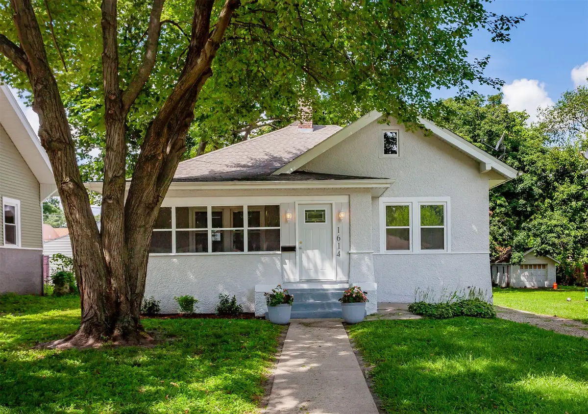 1614 E 13th Street, Des Moines, IA 50316 - #1