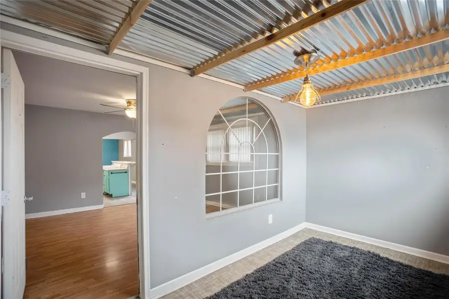 1616 11th Street, Des Moines, IA 50314 - #3