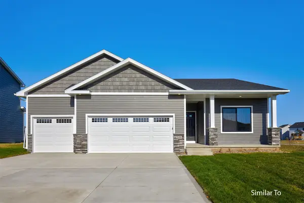 1116 Featherstone Avenue Ne, Bondurant, IA 50035