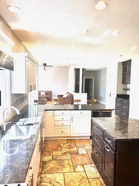 5749 Wentworth, Johnston, IA 50131 - #3