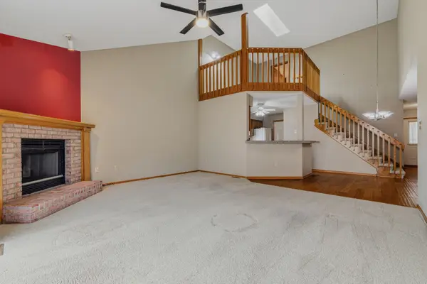 1044 Bradford Place, West Des Moines, IA 50266