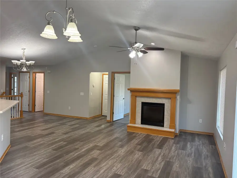 6015 NW 49th Street, Johnston, IA 50131 - #3