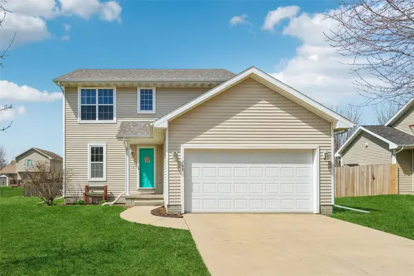 890 SE Westgate Drive, Waukee, IA 50263