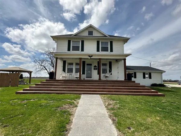 1806 N 8th Avenue, Winterset, IA 50273