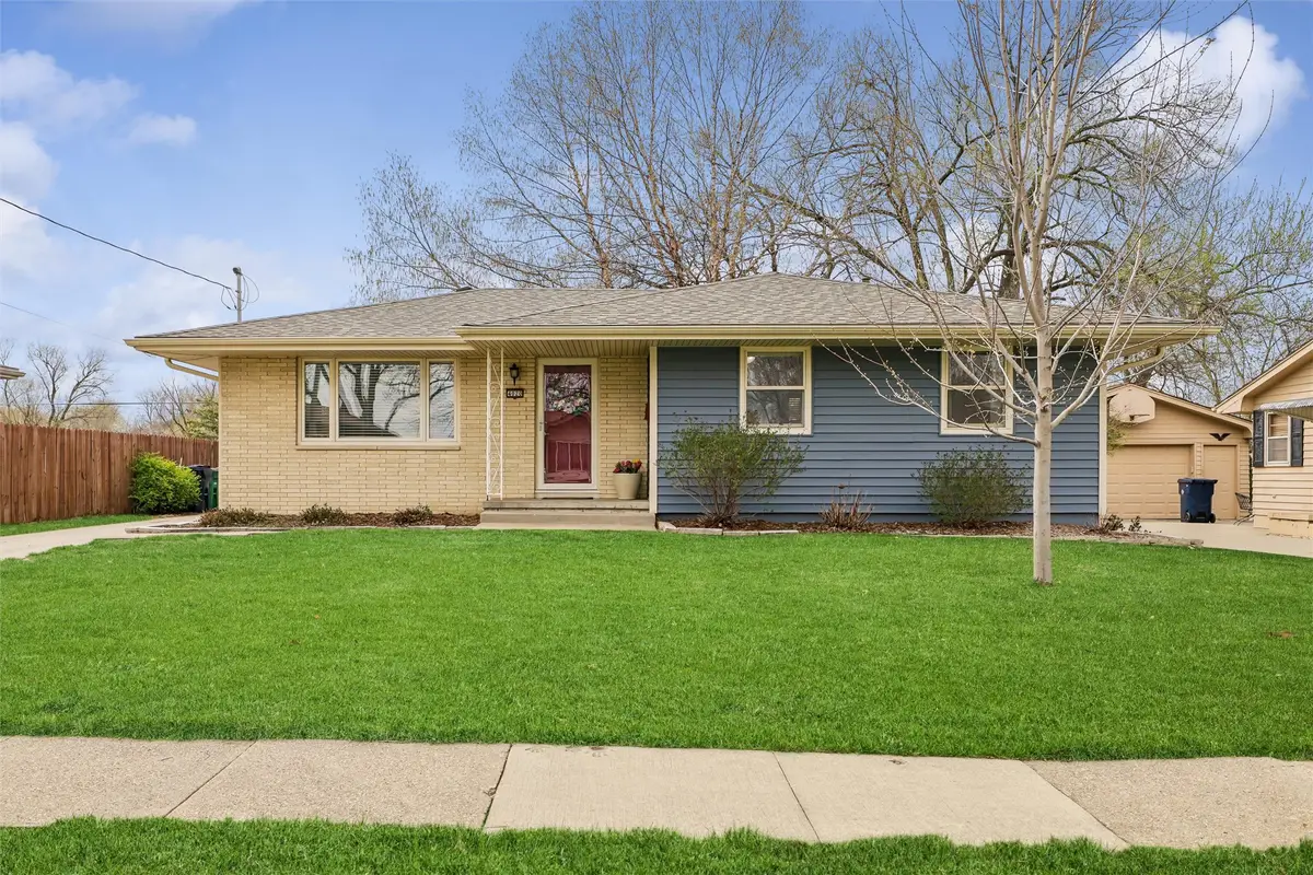 4020 64th Street, Urbandale, IA 50322 - #1