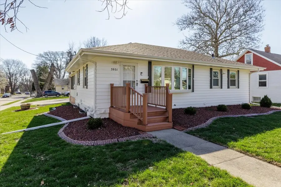 3931 69th Street, Urbandale, IA 50322 - #3