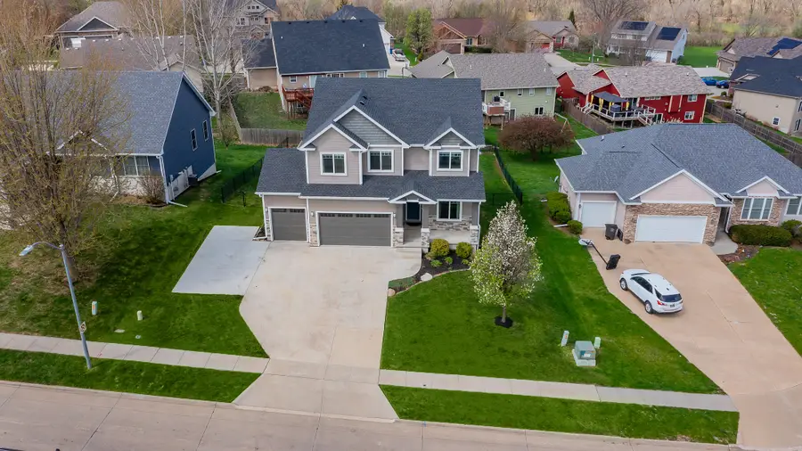 4104 Lakeland Court, Des Moines, IA 50320 - #2