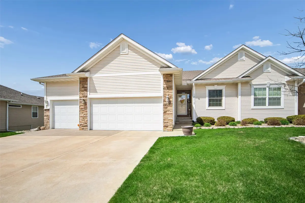 14315 Greenbelt Drive, Urbandale, IA 50323 - #1