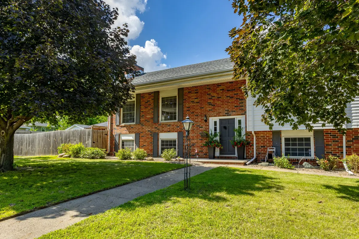 1422 19th Street, West Des Moines, IA 50265 - #1