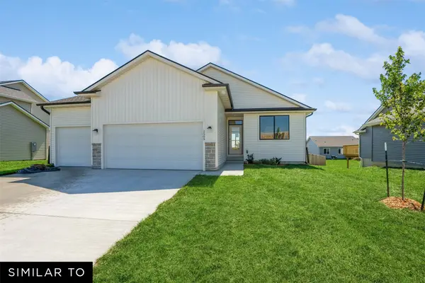 198 NE Wildflower Drive, Pleasant Hill, IA 50327