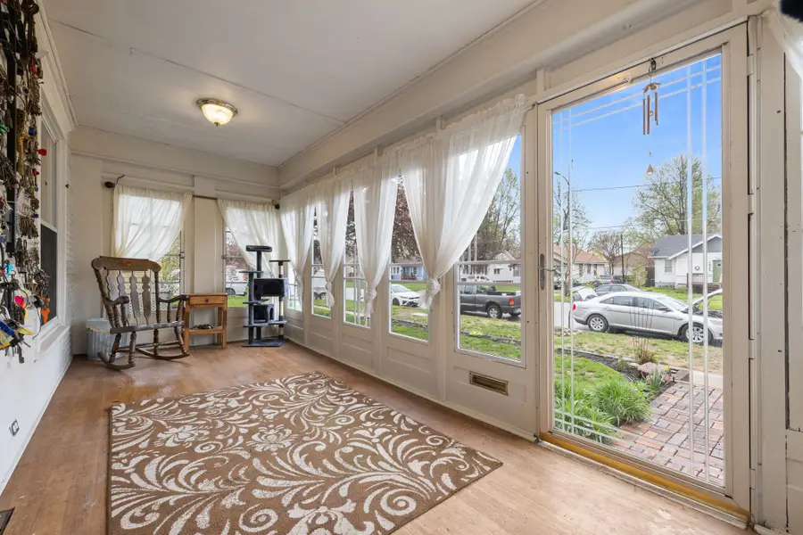 1820 E Walnut Street, Des Moines, IA 50316 - #3