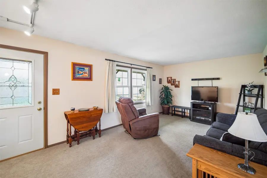 4760 NW 6th Drive, Des Moines, IA 50313 - #3