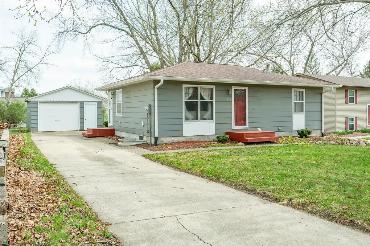 324 Rockwell Avenue, Ames, IA 50014 - #1