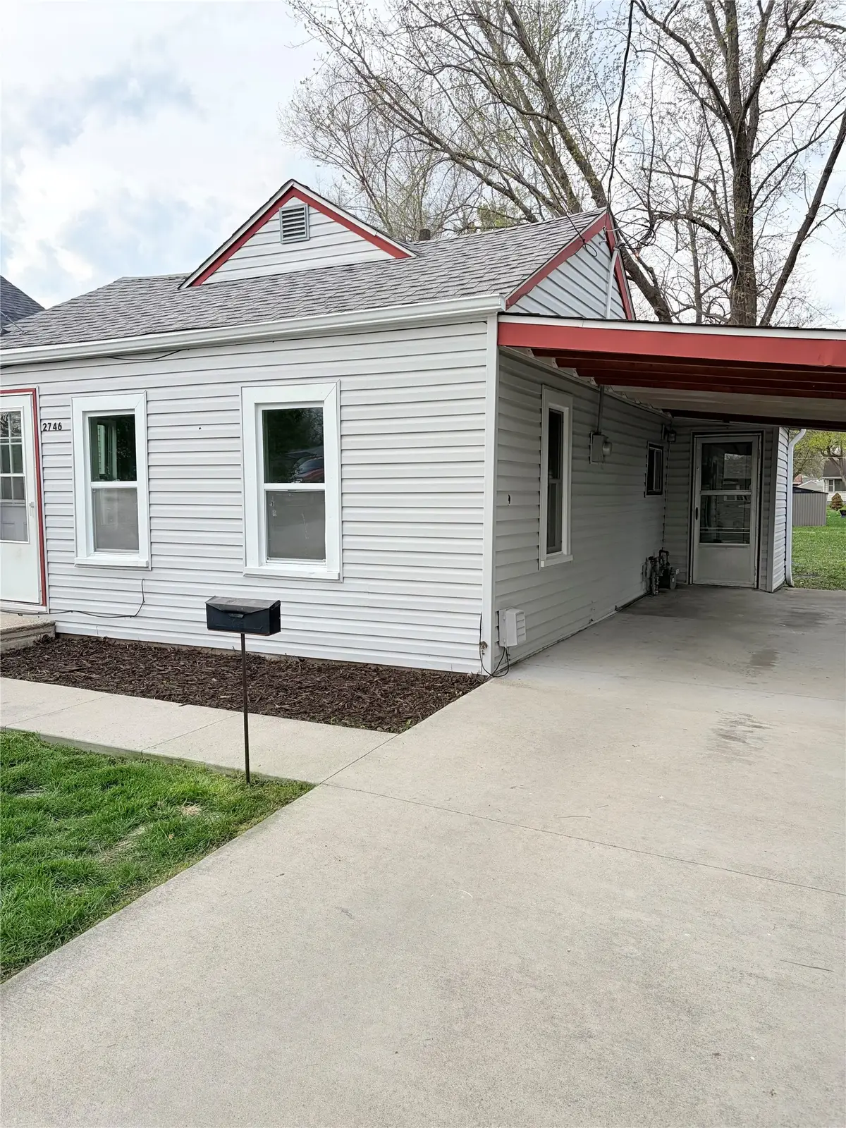 2746 Cleveland Avenue, Des Moines, IA 50317 - #1