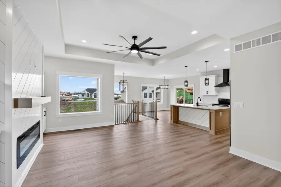 17331 Brookview Drive, Urbandale, IA 50323 - #2