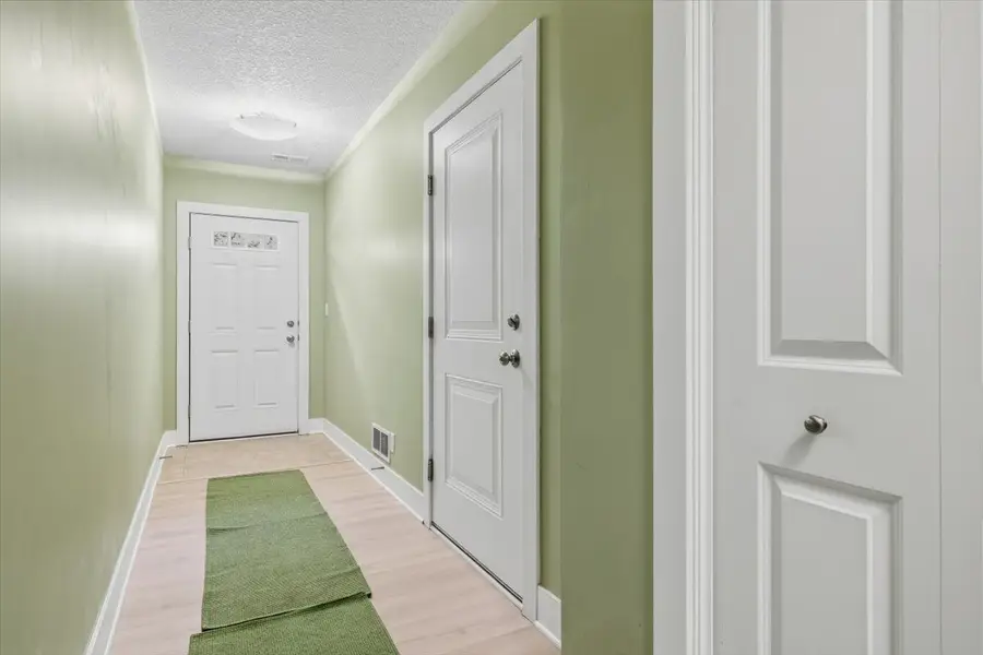 911 NE 49th Lane, Ankeny, IA 50021 - #3