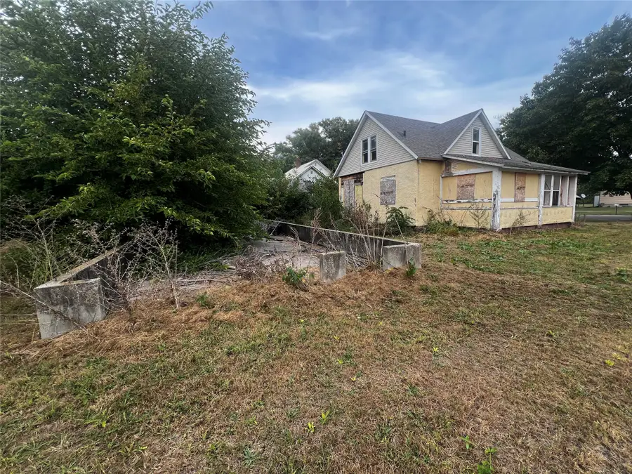 706 Lincoln Street, Scranton, IA 51462 - #3