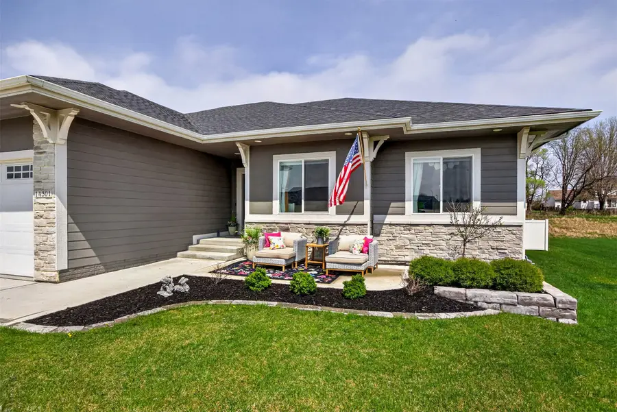 14301 Sheridan Avenue, Urbandale, IA 50323 - #2