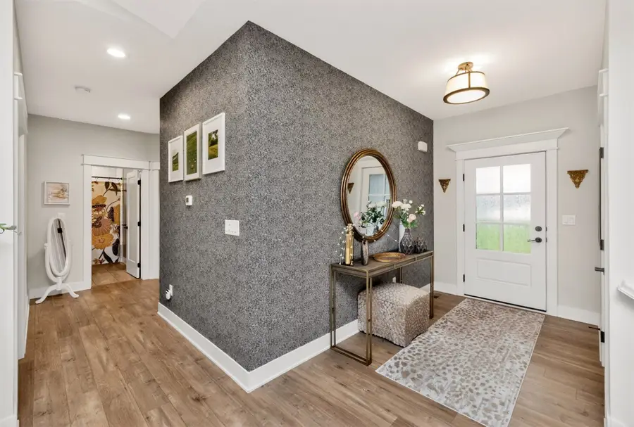 14301 Sheridan Avenue, Urbandale, IA 50323 - #3