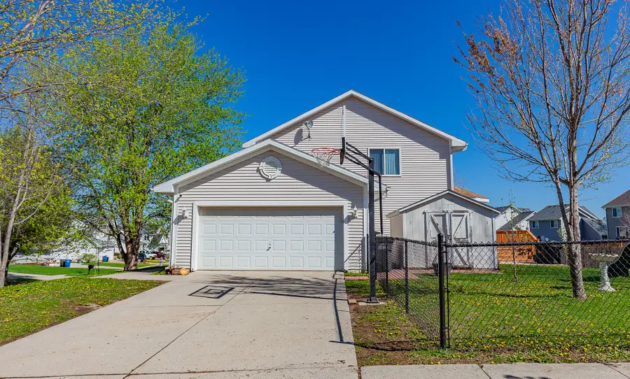 5451 SE 29th Street, Des Moines, IA 50320 - #3