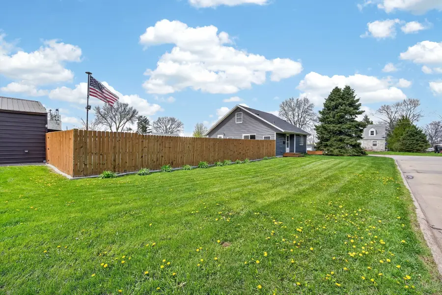 100 4th Avenue Se, Altoona, IA 50009 - #3