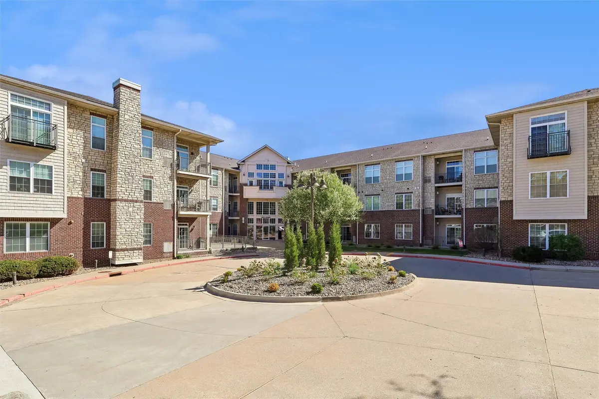 3031 Grand Avenue #212, Des Moines, IA 50312 - #1