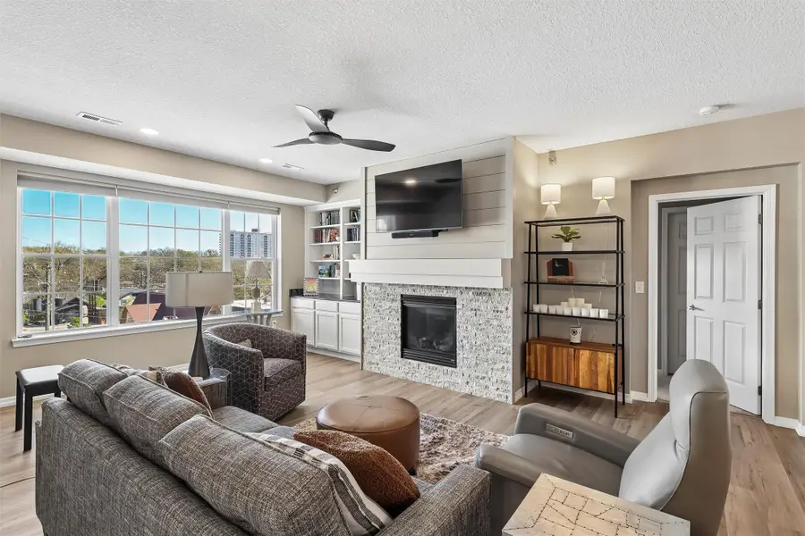 3031 Grand Avenue #212, Des Moines, IA 50312 - #2