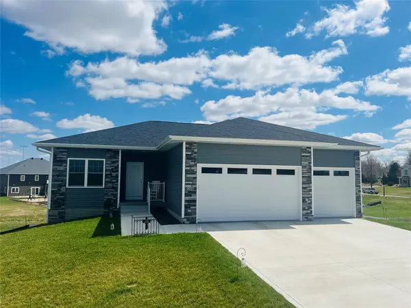 2516 N 9th Avenue E, Newton, IA 50208