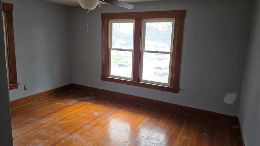 1221 4th Street, Gilbertville, IA 50634 - #3