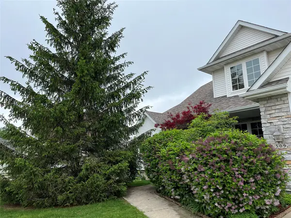 6309 NW 94th Street, Johnston, IA 50131