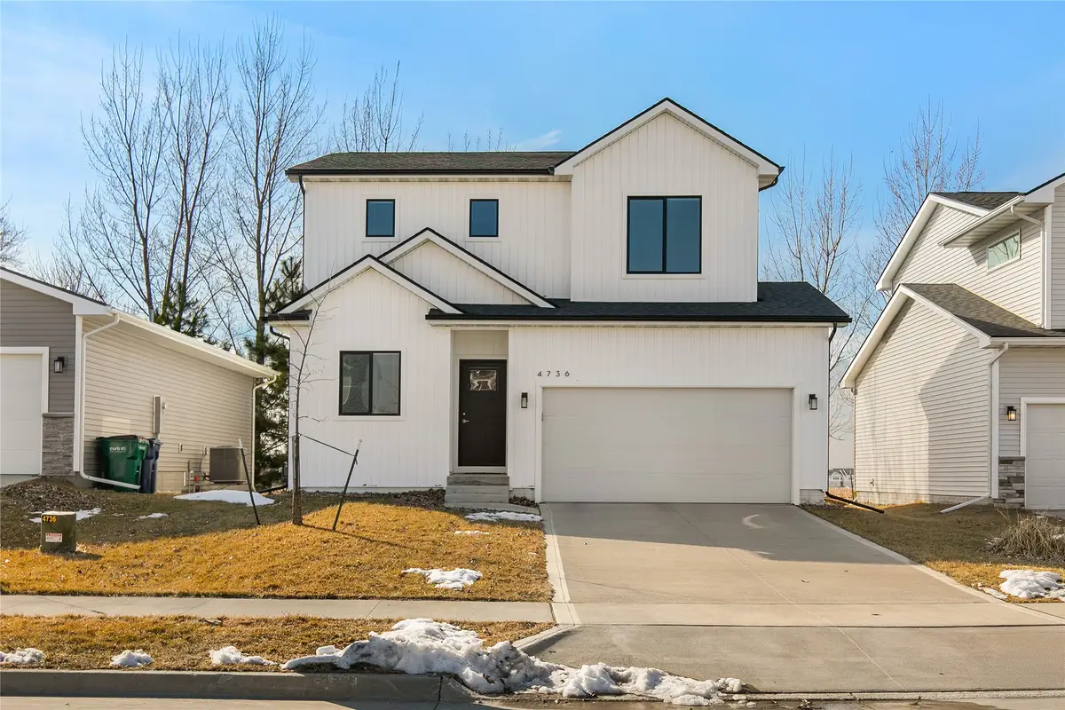 4736 167th Street, Urbandale, IA 50323 - #1