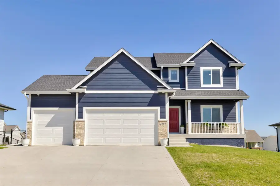 2609 Blooming Heights Drive, Norwalk, IA 50211 - #2